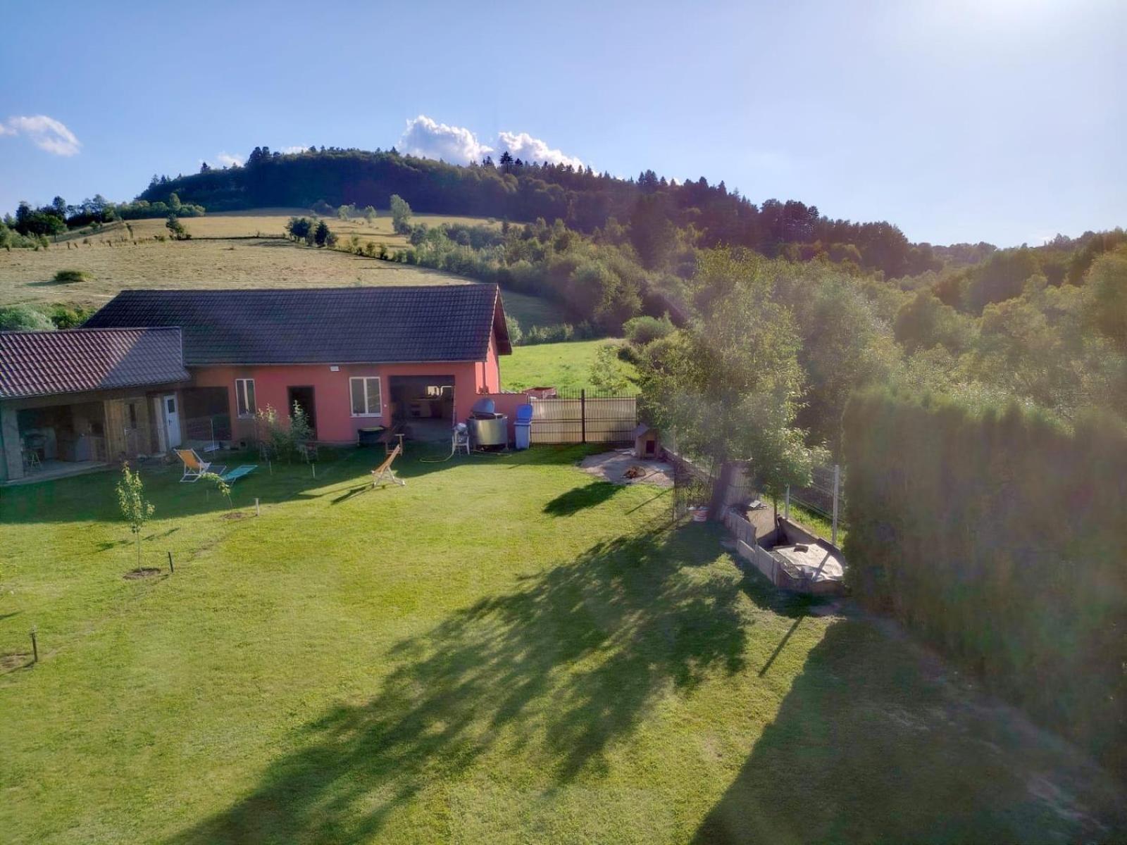Pensiunea Floro Intorsura Buzaului Exterior foto